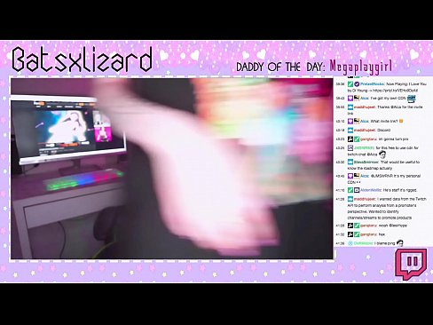 ❤️ GAMER HARROI TË FIKË RRUGËN DHE DËRGOI LIVE NË EJR Video qij tek ne