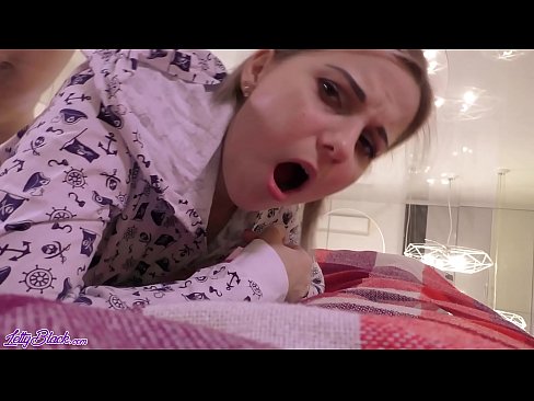 ❤️ Dallëndyshja e mamit seksi dhe seksi pregistyle - sperma nga afër Video qij tek ne